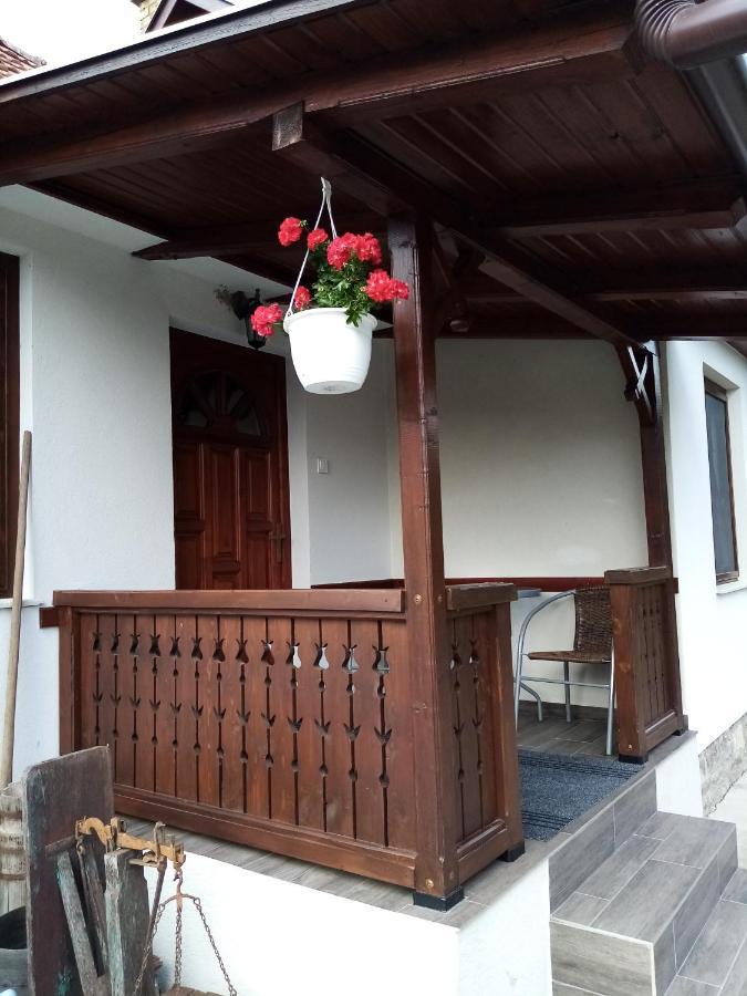 Kazsimér Vendégház Erdohorvati Exterior foto