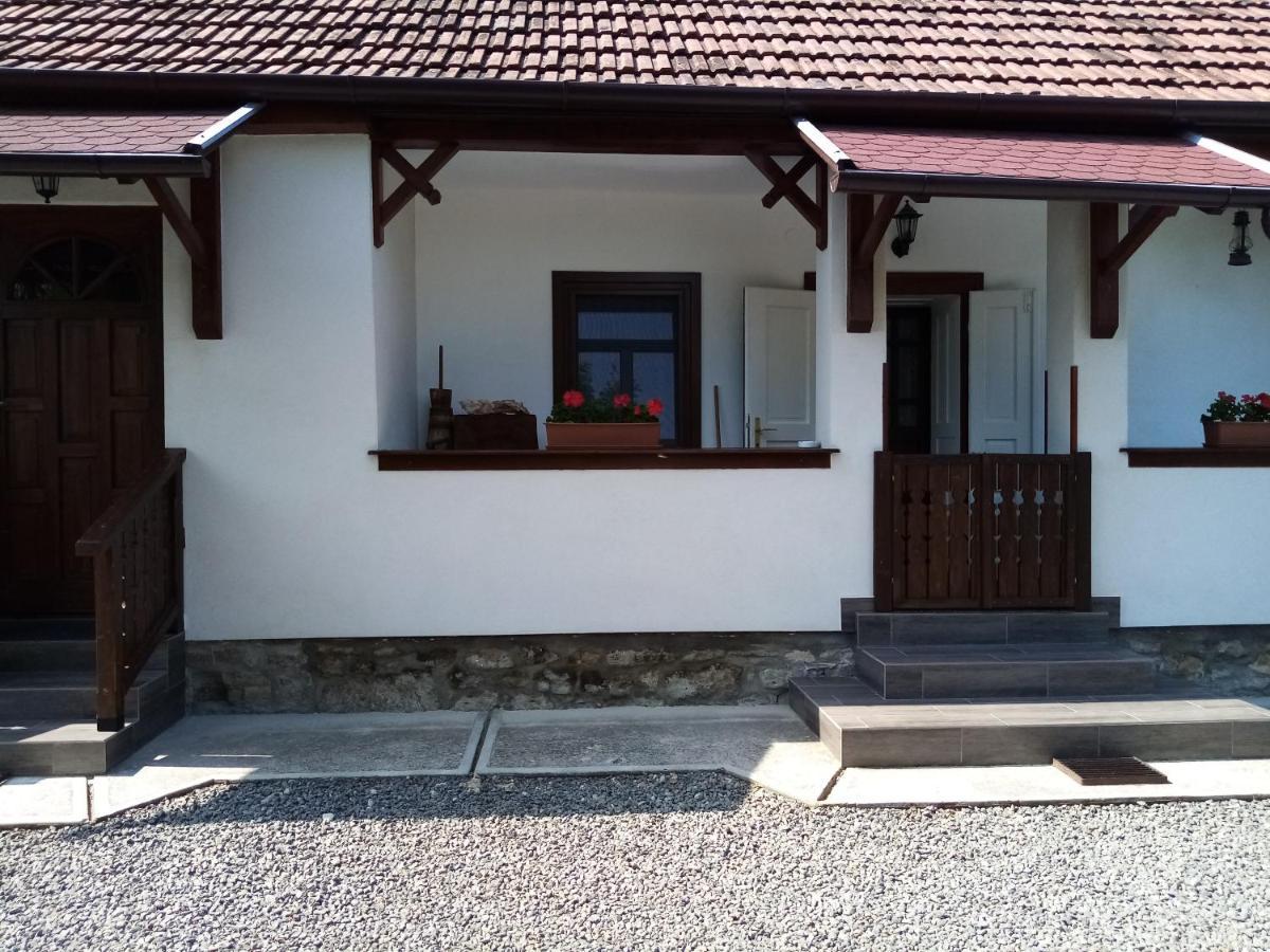 Kazsimér Vendégház Erdohorvati Exterior foto