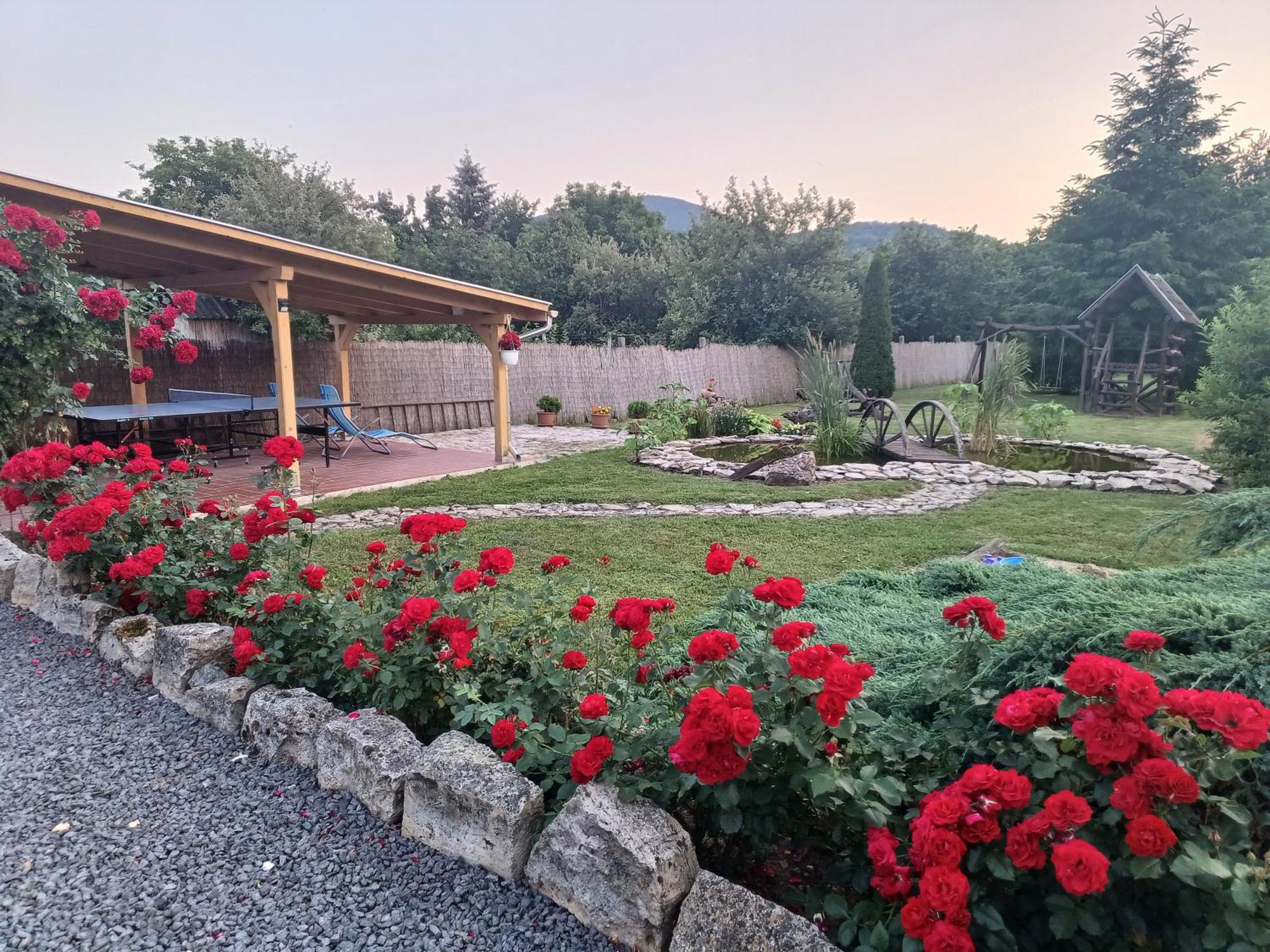 Kazsimér Vendégház Erdohorvati Exterior foto